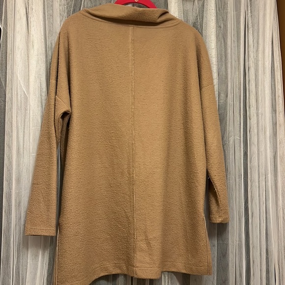 Super comfy, camel Anthropologie sweater - Picture 5 of 5